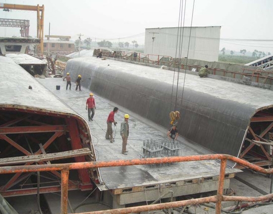 錦州橋梁后張法